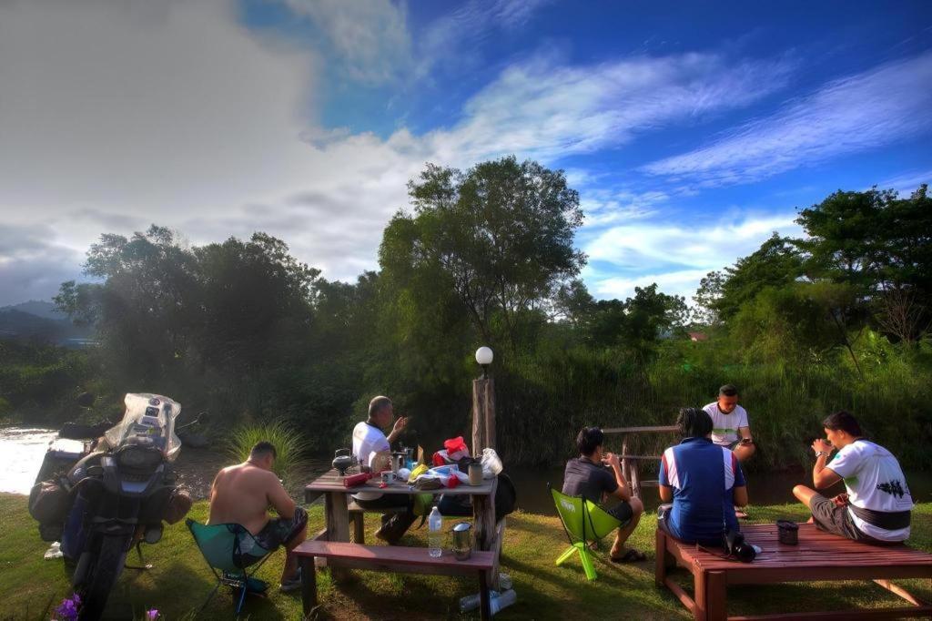 Umphangburiresort Luaran gambar