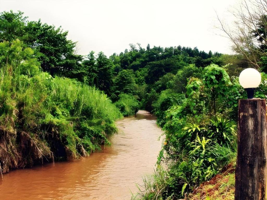 Umphangburiresort Luaran gambar
