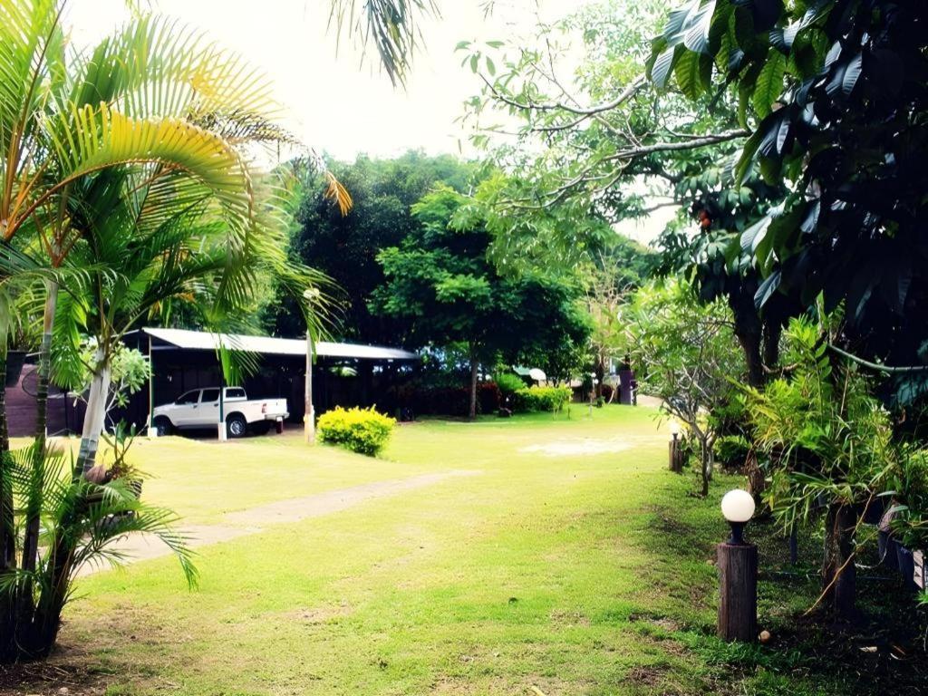 Umphangburiresort Luaran gambar